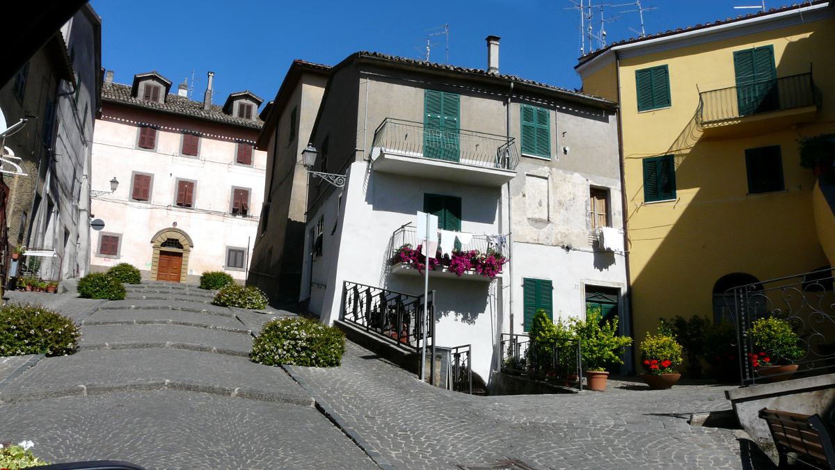 steile Gasse in Capodimonte